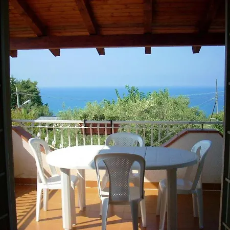Apartment Via Passi 12 Mandra Capreria